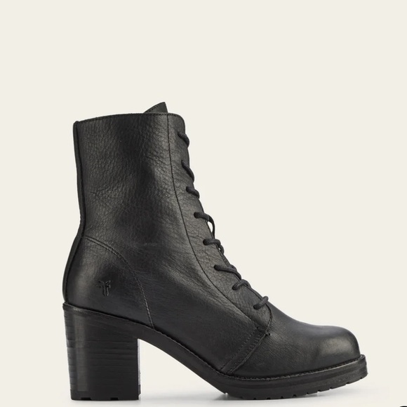 $429 Frye Karen Lace Up Black Leather Combat Short Chunky Heeled Moto Ankle Boot - Picture 3 of 15